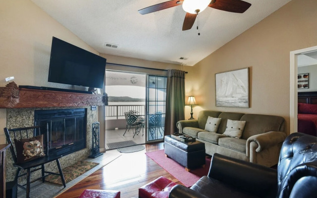 700 Emerald Point 3 Bedroom Condo