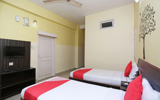 Hotel Blue Moon by OYO Rooms