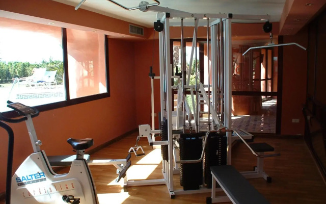 Menara Beach Penthouse Apartment