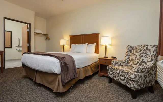 Battle Lake Inn and Suites