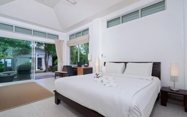 Ban Mok Talay Beachfront Villa
