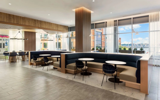 Hyatt Place National Harbor