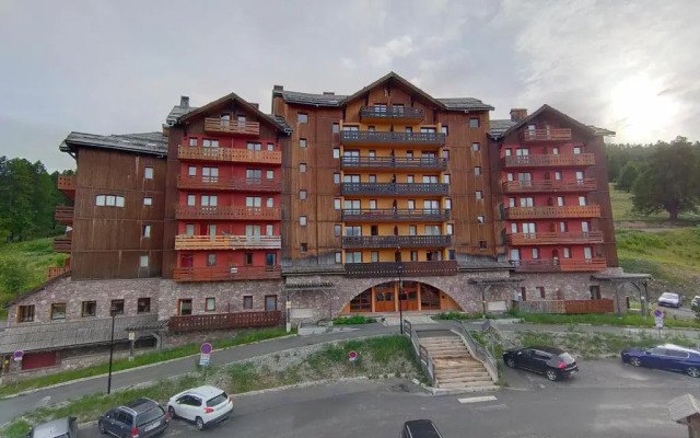 Risoul Appartement 2 chambres Piscine Balcons de Sirius