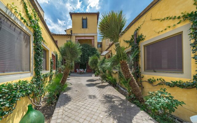 Апартаменты Drom Florence Rooms & Apartments вид на фасад