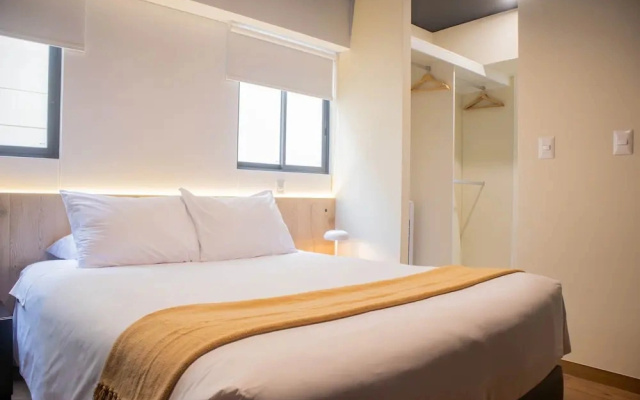 w Cozy 1BR w Balcony Near Kennedy Park