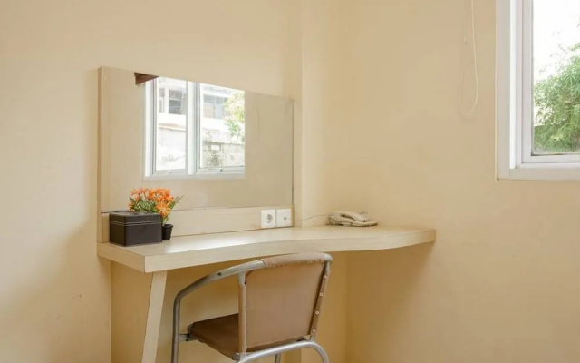 RedDoorz Plus near Sangkareang Park