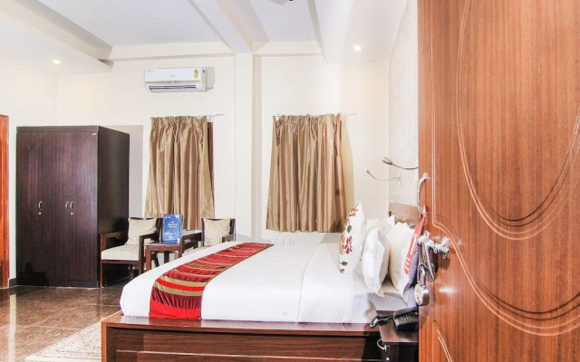 OYO 14890 Siddharth Villa