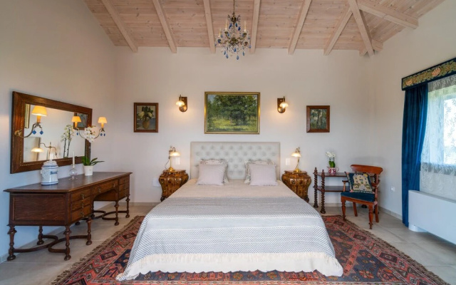 Maslina House With Private Pool in Evia, Greece