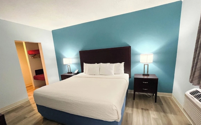 Studio 6 Suites – Tiffin, Oh