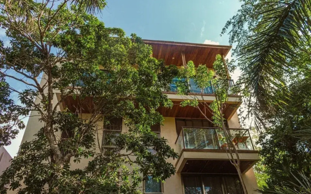 Santuario Apartments