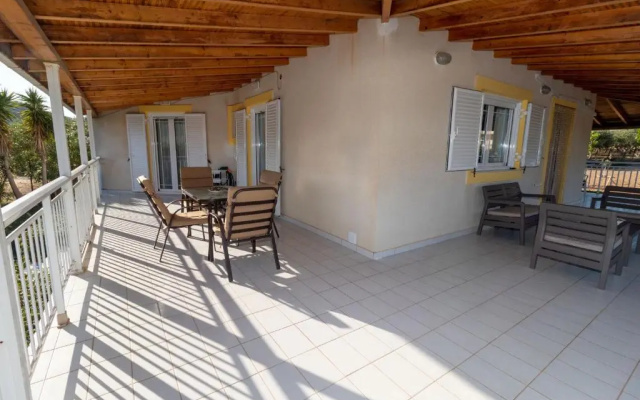 Fully Equipped Beach House at Pachia Ammos Plytra