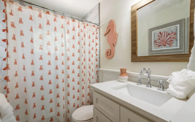 Spoonbill Suite at Driftwood #6