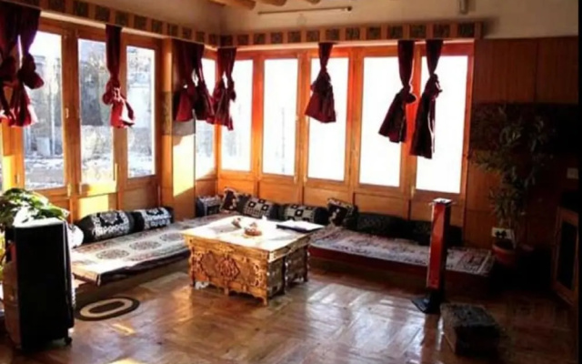 Hotel Dolma Residency