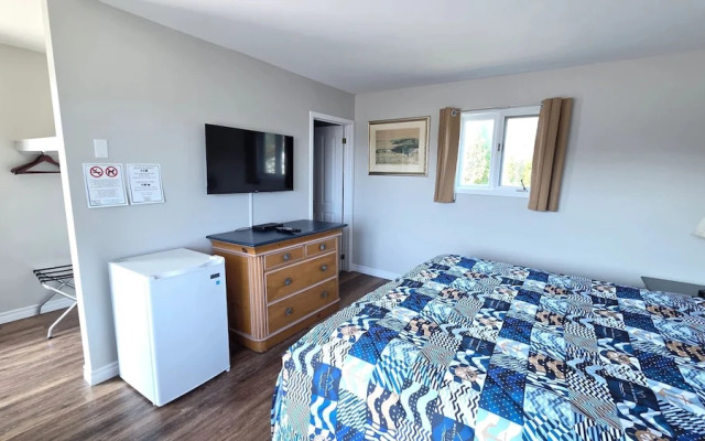 Motel & Chalets l'Acadien sur mer