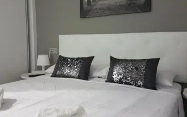 Apartments Lamar Homes PL002