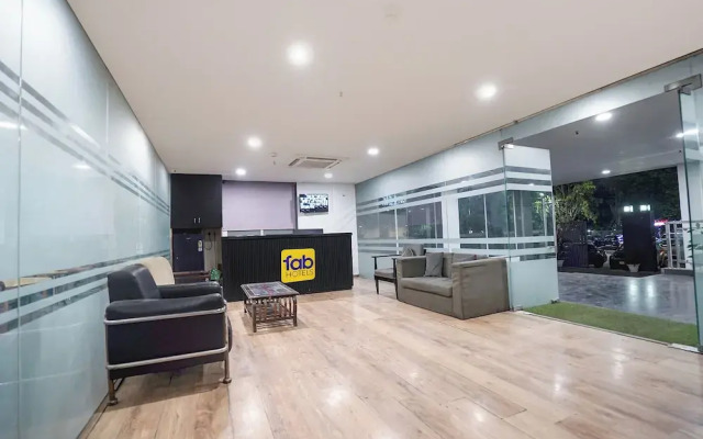 FabHotel Novis Stayz