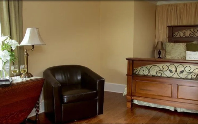 Arbor Guest House