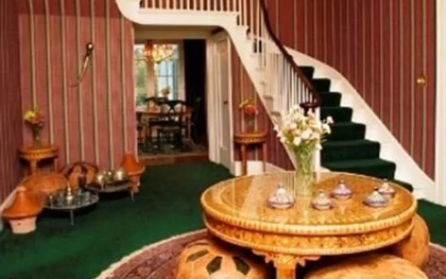 Chestnut Street Inn