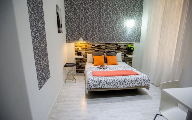 Hostal Adis