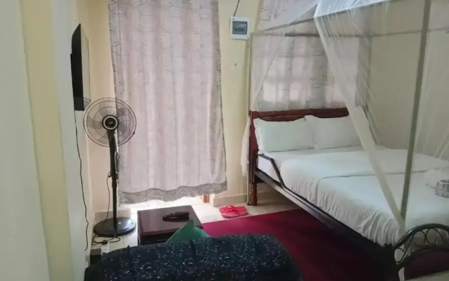Lux Suites Villa De Leo Studios Bungoma