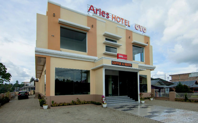 OYO 1819 Aries Hotel