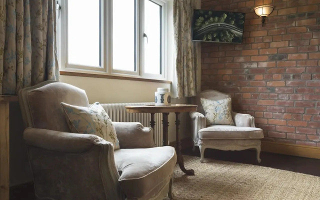 Lyth Valley - X6 Bed Country House Ridgestone