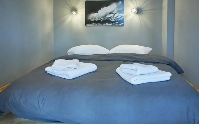 Art Luxury Designer Apartment