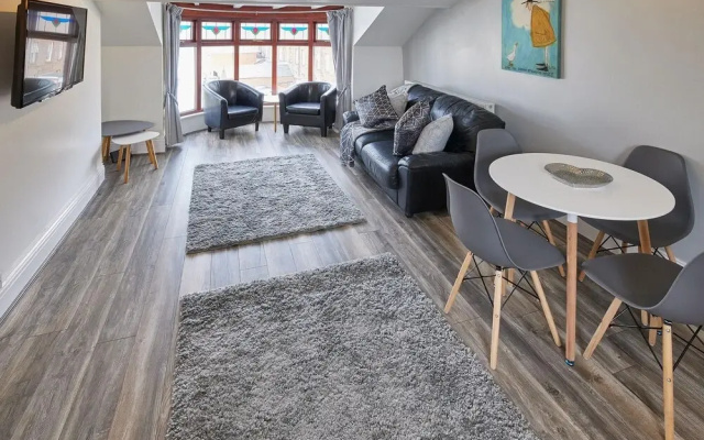 Apartment 4 at Khyber
