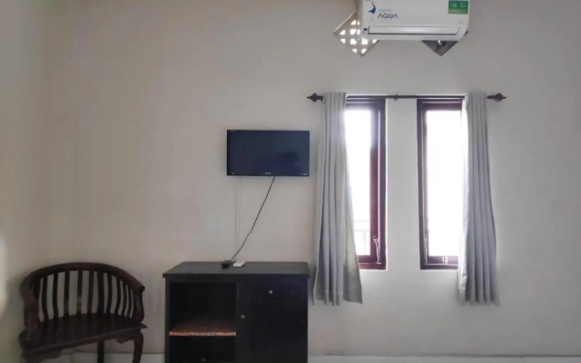 OYO 90096 Hotel Tiana