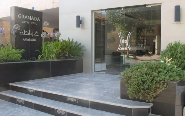 Granada Suites Hotel