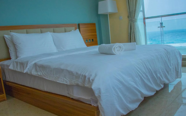 Wavefront Inn