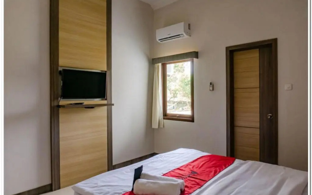 RedDoorz near Jogja City Mall 4