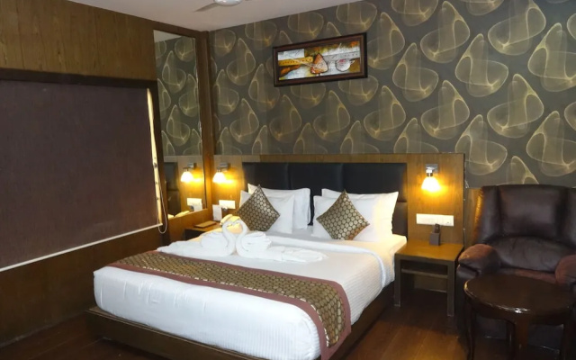 Oyo Premium Vip Road