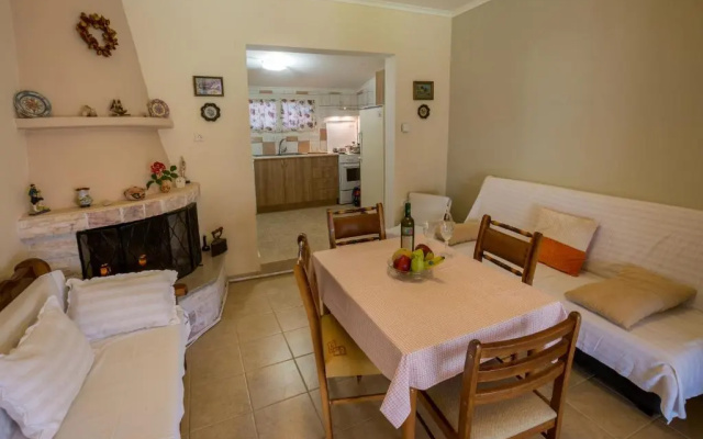Olive House Villa and Studio