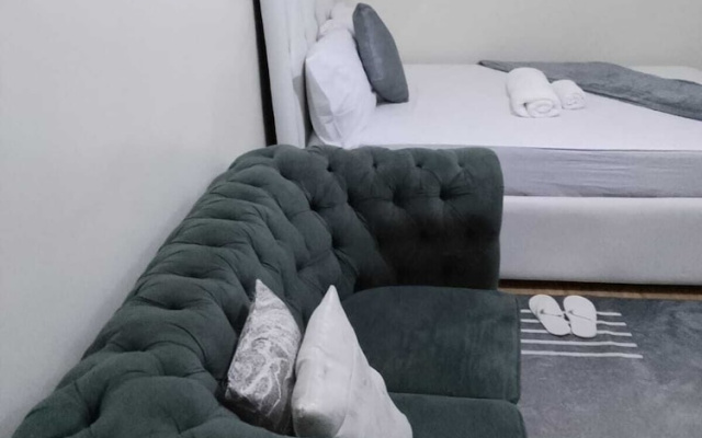Chi Suites