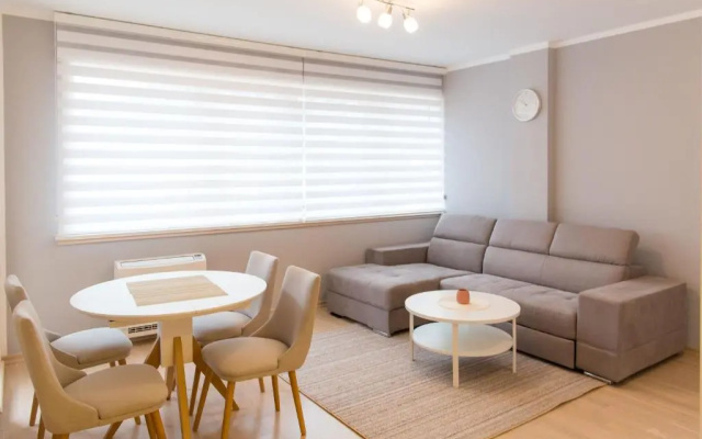 Central Budva apartment