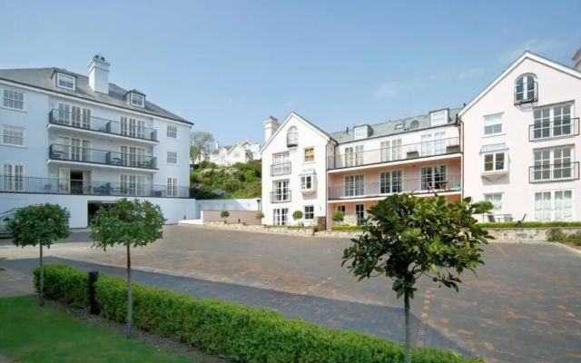 5 Combehaven