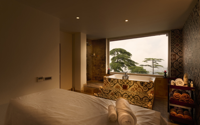 Renest Dunsvirk Court Mussoorie