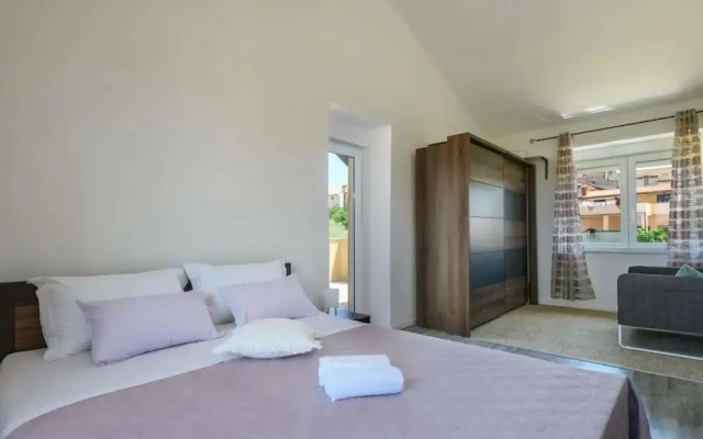 Boky Comfortable Holiday Residence