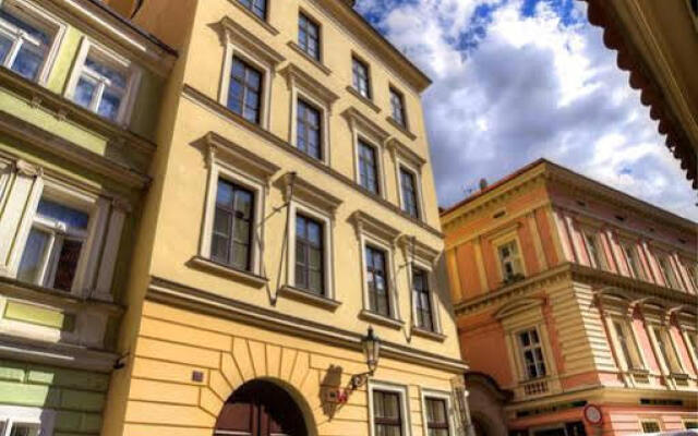 Отель Retezova Apartments Чехия, Прага - отзывы, цены и фото номеров - забронировать отель Retezova Apartments онлайн вид на фасад