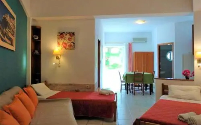 Castello Apartments & Studios