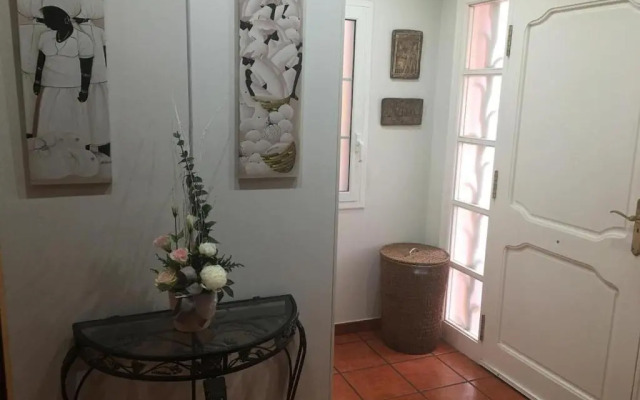 Vama House