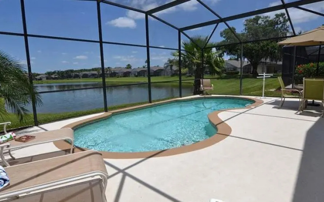 Lake View by Ellis Exclusive Villas
