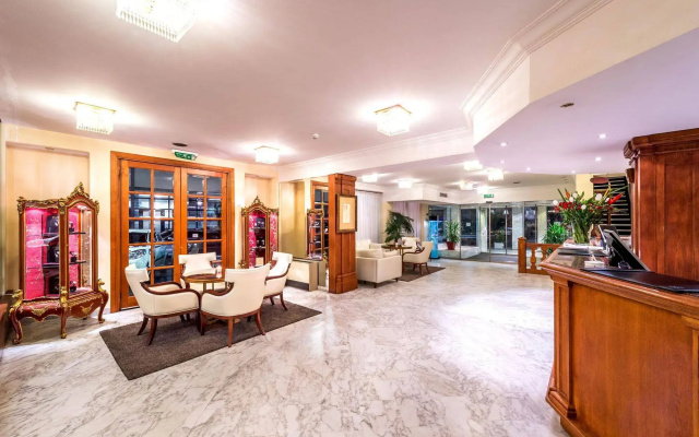 Hotel Century