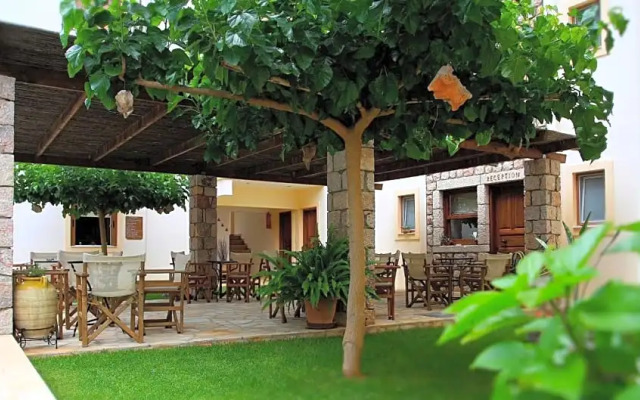 Atalanti Apartments