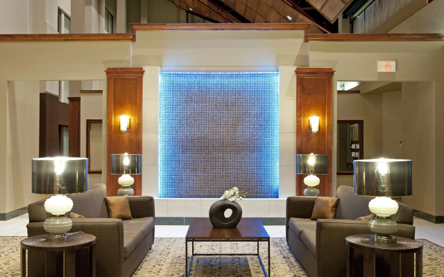 Holiday Inn Itasca - Woodfield Area