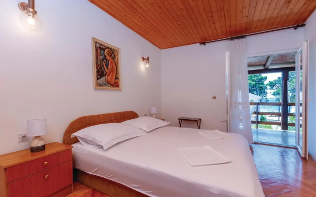 Amazing Home in Jadrija With Wifi and 2 Bedrooms