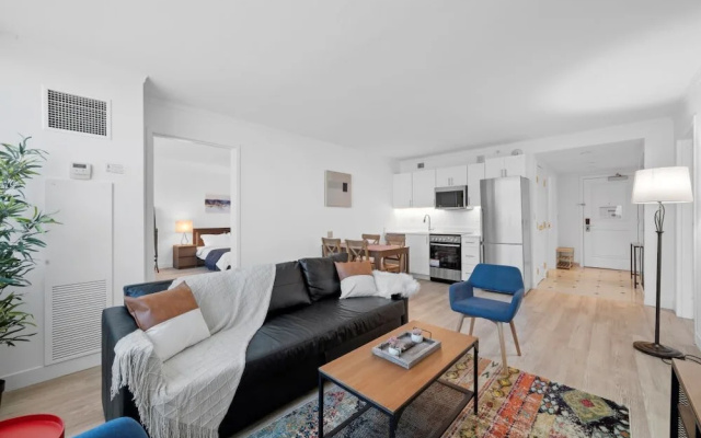 TWO Separate Stylish Cozysuites on the Boardwalk