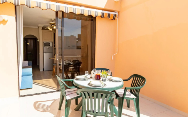 Paradise Court Aparthotel