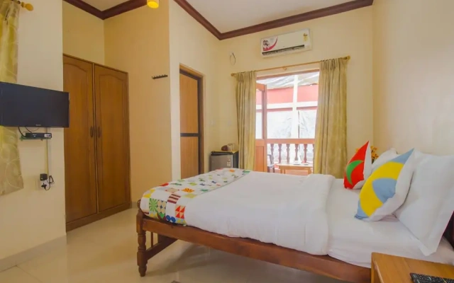 OYO 17114 Home Elegant Studio Candolim Beach